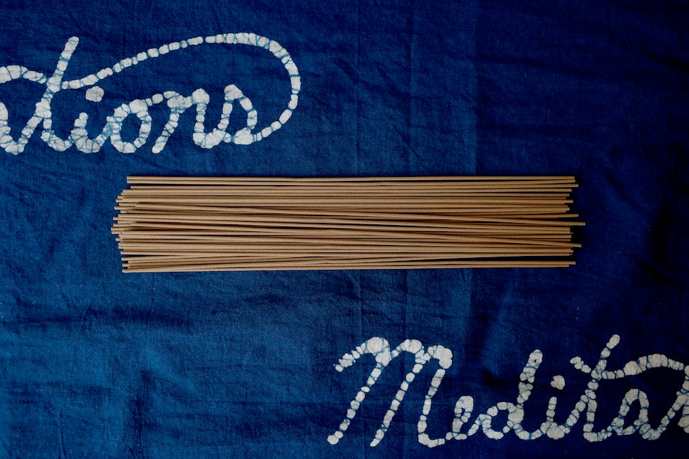 海南沈香 (Incense) – Meditations