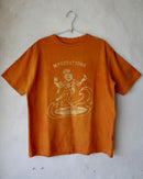 Meditations Shiva Surfing・Kitta Natural Dye Organic Hemp Cotton T-Shirt (Hindu Orange)